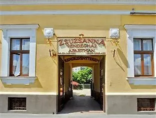 Zsuzsanna Vendeghaz Bed & Breakfast 2*