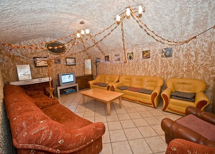 Zsuzsanna Vendeghaz 2* Debrecen