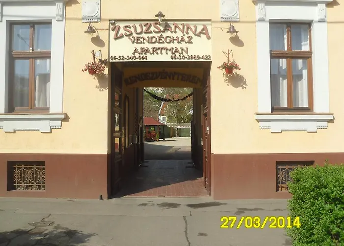 Zsuzsanna Vendeghaz 2*